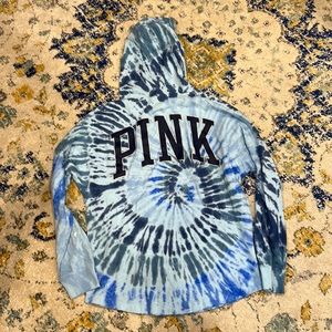 Vs pink pull over